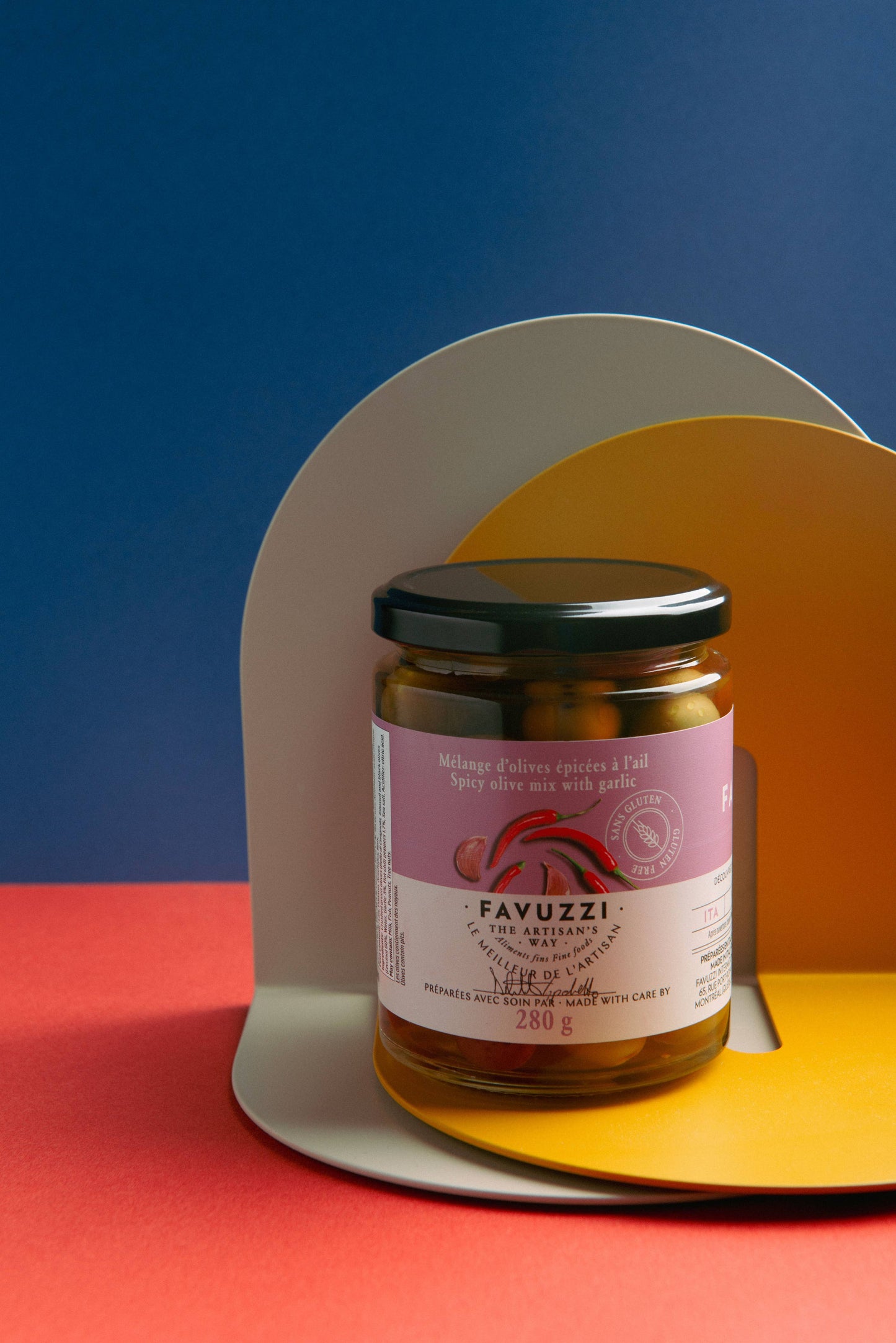 Favuzzi - Spicy Olive Mix With Garlic