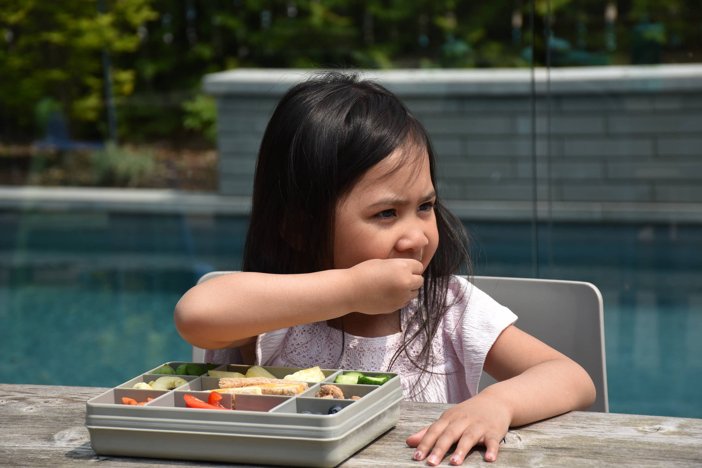 melii - Snackle Box, Divided Snack Container with 12 Compartments: Pink