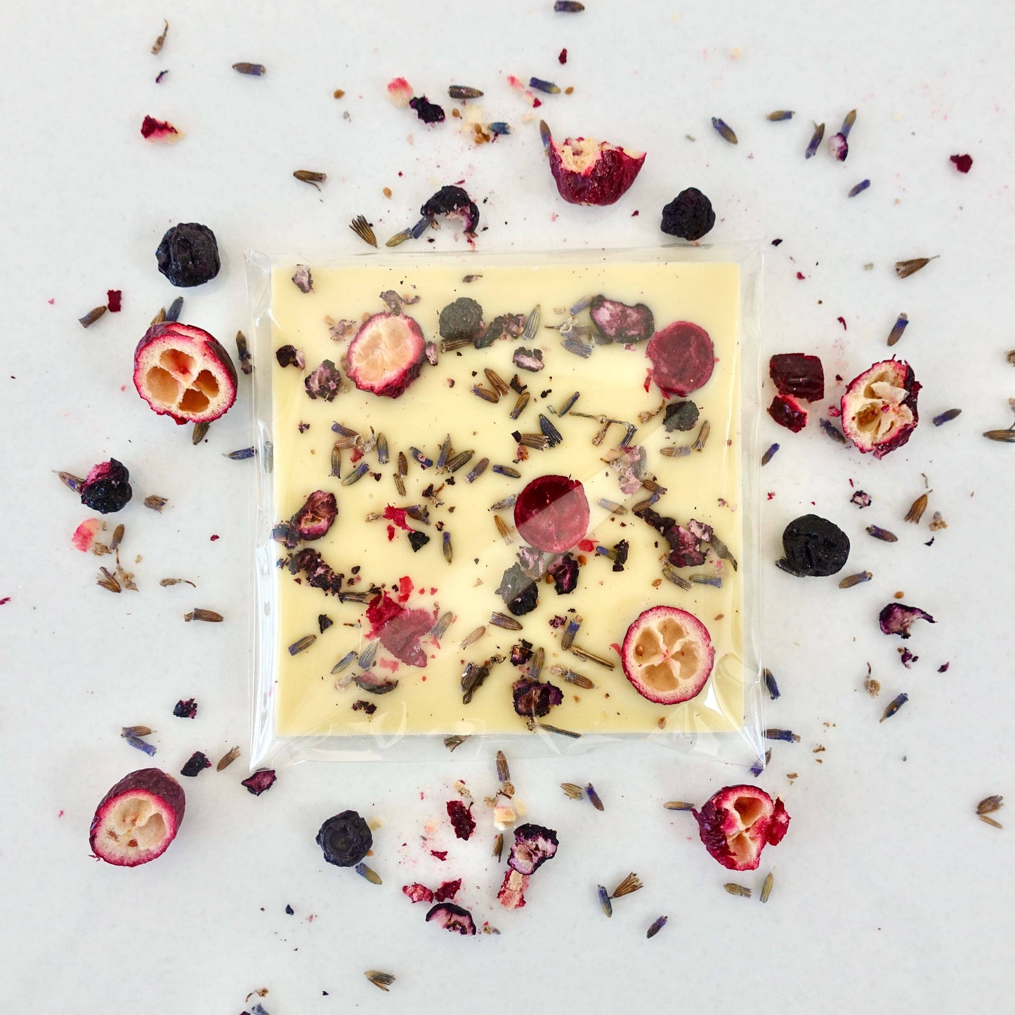 Succulent Chocolates & Sweets Inc - Fancy Bar: Berrylicious