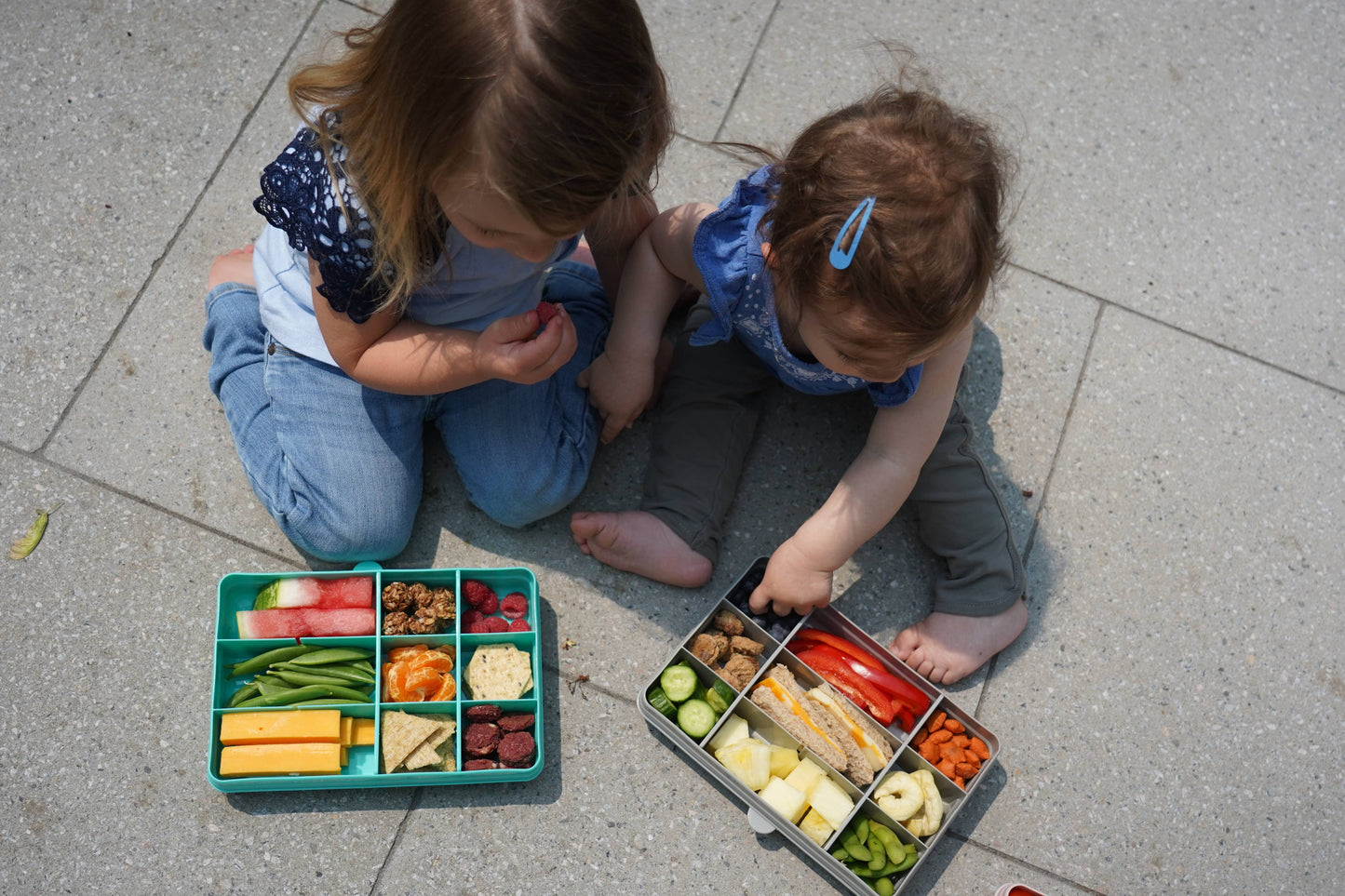 melii - Snackle Box, Divided Snack Container with 12 Compartments: Pink
